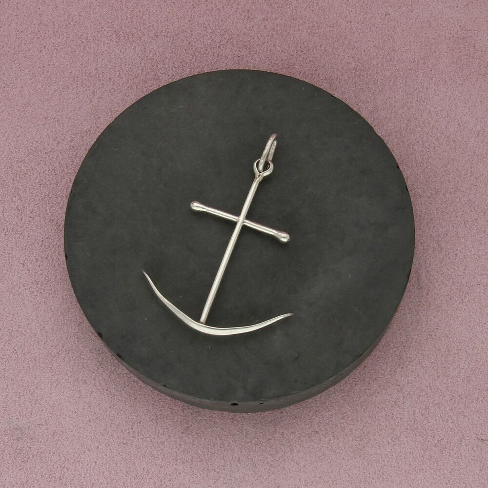 sterling silver vintage nautical anchor pendant